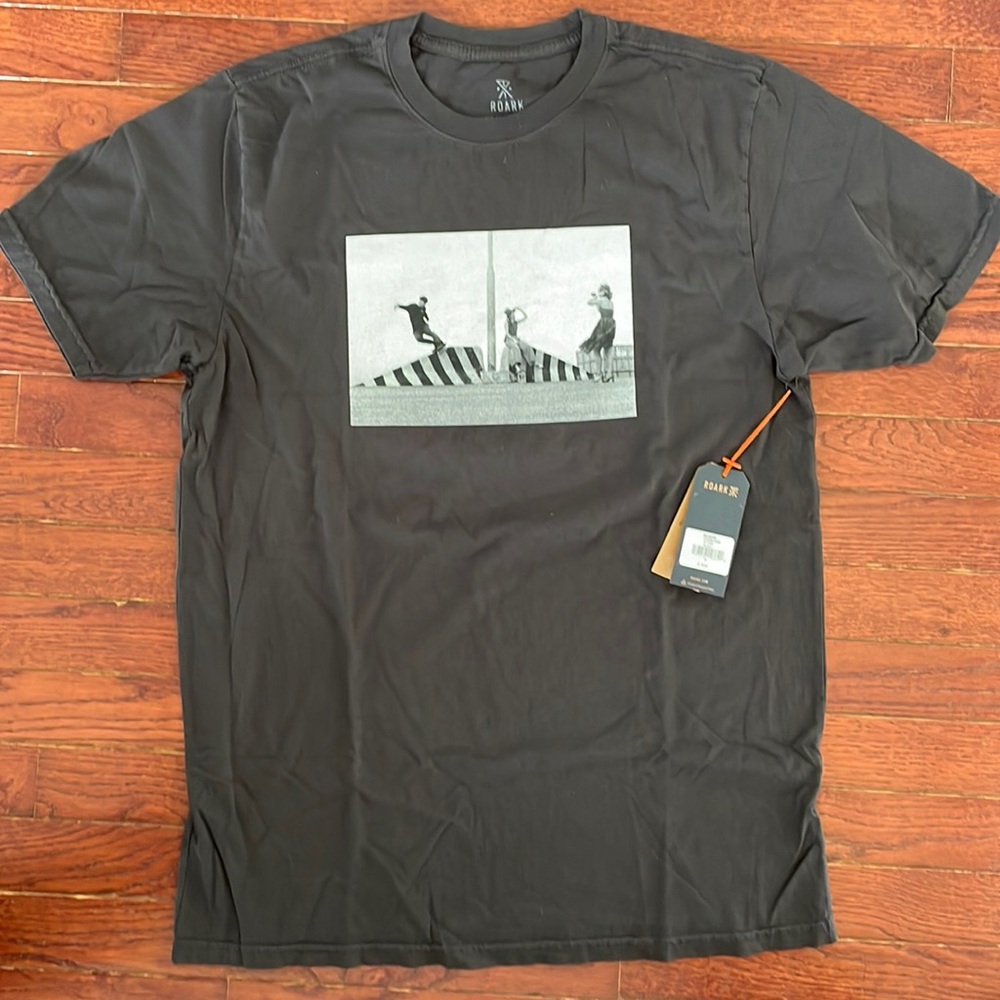Roark Jamie Thomas capsule tee men’s medium New with tags